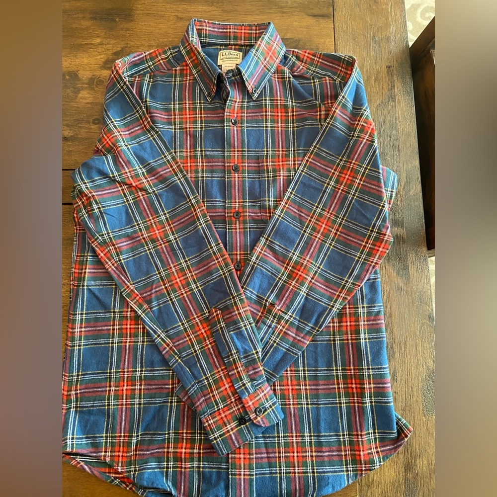 LL Bean Traditional Fit brushed flannel men’s shirt Size S